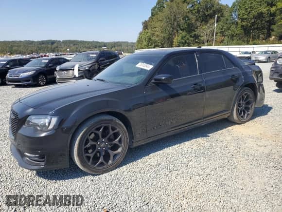 2019 Chrysler 300 S с VIN 2C3CCABT4KH634285, выставлен на аукционе Copart как лот 75310644 с пробегом 108 555 миль миль и Списание • Salvage title. История ставок и продаж доступна на DreamBid. Изображение 1.