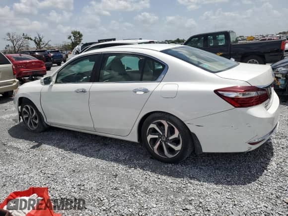 2017 Honda Accord EX-L with VIN 1HGCR2F85HA202402, listed as a Copart auction lot 61039495 with 37,637 mi miles and Salvage title. Bid and sale history available at DreamBid. Image 2.