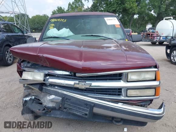 1999 Chevrolet Suburban с VIN 1GNFK16R8XJ428376, выставлен на аукционе IAAI как лот 43008743 с пробегом 223 456 миль миль и . История ставок и продаж доступна на DreamBid. Изображение 11.