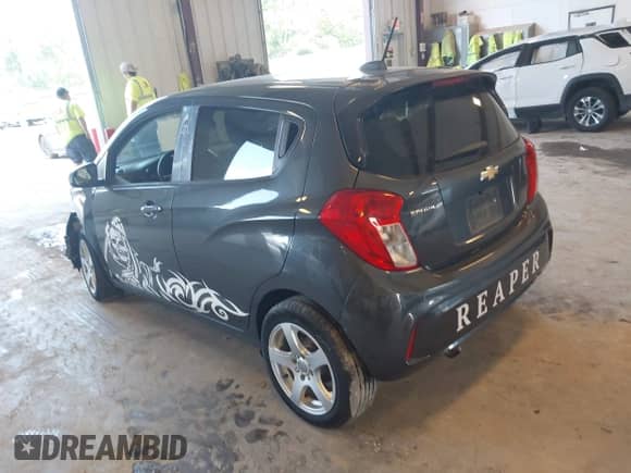 2017 Chevrolet Spark LS z VIN KL8CB6SAXHC756728, wystawiony jako IAAI lot #43202420 z przebiegiem 45 546 mil mil oraz . Historia ofert i sprzedaży dostępna na DreamBid. Obrazek 3.
