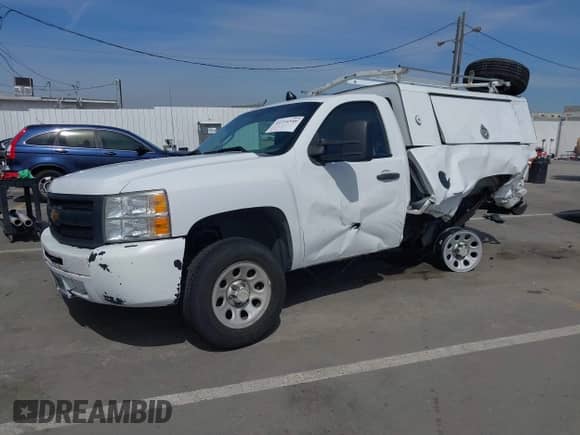 2013 Chevrolet Silverado 1500 Work Truck с VIN 1GCNCPEX3DZ900016, выставлен на аукционе IAAI как лот 41716546 с пробегом 148 527 миль миль и . История ставок и продаж доступна на DreamBid. Изображение 16.