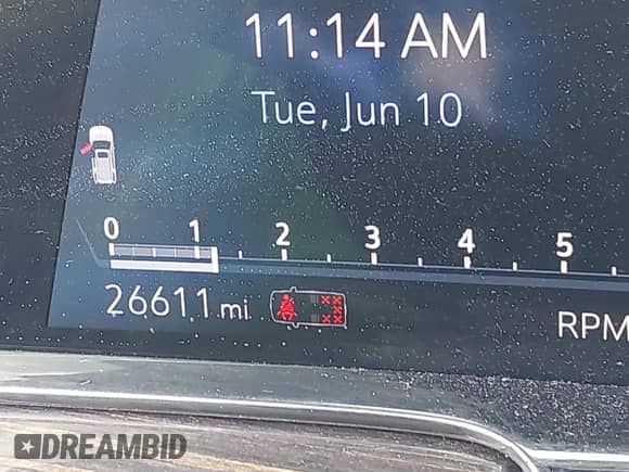 2021 Cadillac Escalade Premium Luxury with VIN 1GYS4CKL6MR264678, listed as a IAAI auction lot 42470069 with 26,611 mi miles and . Bid and sale history available at DreamBid. Image 15.