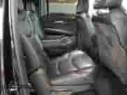 2016 Cadillac Escalade ESV Platinum z VIN 1GYS4KKJ5GR405480, wystawiony jako Copart lot #84419775 z przebiegiem 101 708 mil mil oraz Szkoda całkowita • Salvage title. Historia ofert i sprzedaży dostępna na DreamBid. Obrazek 11.