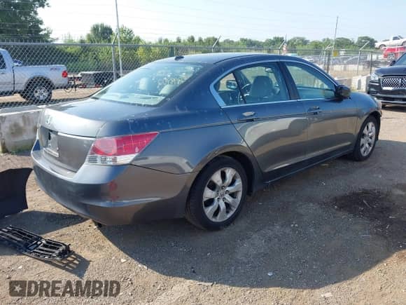 2009 Honda Accord EX-L z VIN 1HGCP25839A005253, wystawiony jako IAAI lot #42798702 z przebiegiem 185 576 mil mil oraz . Historia ofert i sprzedaży dostępna na DreamBid. Obrazek 4.