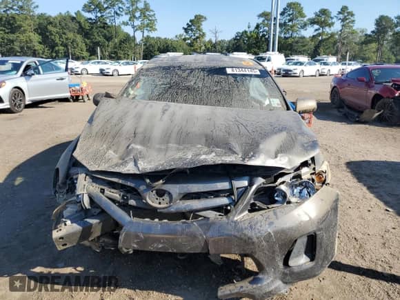 2011 Toyota Corolla L с VIN JTDBU4EE9B9136103, выставлен на аукционе Copart как лот 81344145 с пробегом 175 488 миль миль и Списание • Salvage title. История ставок и продаж доступна на DreamBid. Изображение 5.