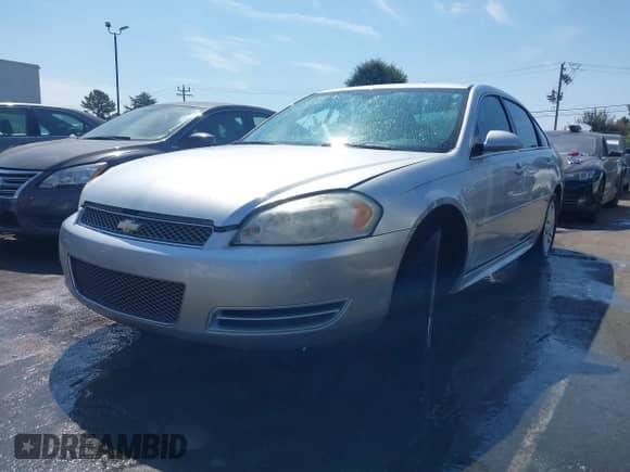 2013 Chevrolet Impala LT с VIN 2G1WB5E33D1130300, выставлен на аукционе IAAI как лот 43252613 с пробегом 206 681 миль миль и . История ставок и продаж доступна на DreamBid. Изображение 2.