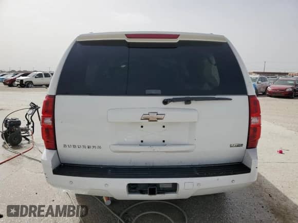 2009 Chevrolet Suburban 1LT z VIN 1GNFC26089J111267, wystawiony jako Copart lot #48253525 z przebiegiem 246 684 mil mil oraz Szkoda całkowita • Salvage title. Historia ofert i sprzedaży dostępna na DreamBid. Obrazek 6.