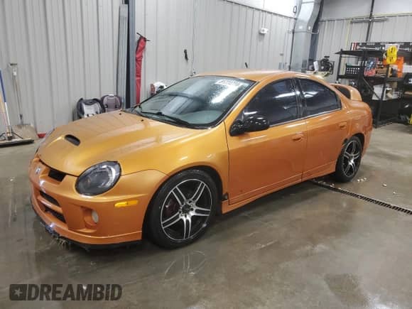 2005 Dodge Neon SRT-4 z VIN 1B3ES66S05D228366, wystawiony jako Copart lot #81774724 z przebiegiem 112 870 mil mil oraz Czysty tytuł • Clean title. Historia ofert i sprzedaży dostępna na DreamBid. Obrazek 1.