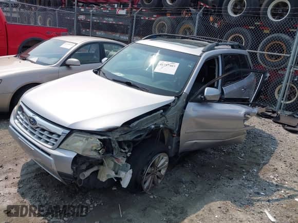 2013 Subaru Forester X Limited with VIN JF2SHAEC2DH441521, listed as a IAAI auction lot 42397403 with 130,000 mi miles and . Bid and sale history available at DreamBid. Image 17.