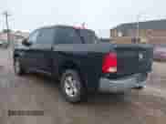 2021 Ram 1500 Tradesman z VIN 3C6RR7KT9MG709760, wystawiony jako IAAI lot #42229133 z przebiegiem 157 886 mil mil oraz . Historia ofert i sprzedaży dostępna na DreamBid. Obrazek 3.