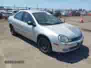 2000 Dodge Neon Highline z VIN 1B3ES46C4YD556519, wystawiony jako IAAI lot #42348856 z przebiegiem 183 923 mil mil oraz . Historia ofert i sprzedaży dostępna na DreamBid. Obrazek 1.