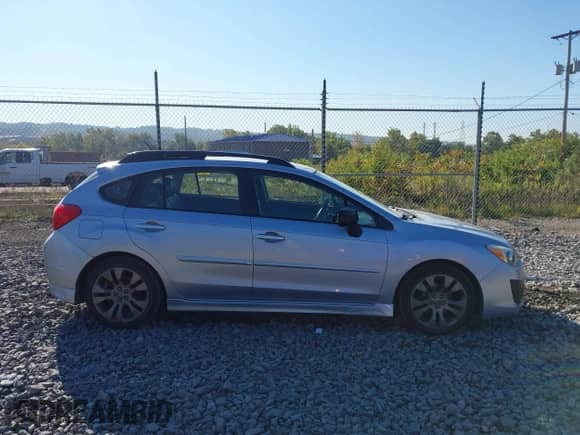 2014 Subaru Impreza Special Sports Limited z VIN JF1GPAR67E8234688, wystawiony jako IAAI lot #43143690 z przebiegiem 106 554 mil mil oraz . Historia ofert i sprzedaży dostępna na DreamBid. Obrazek 13.