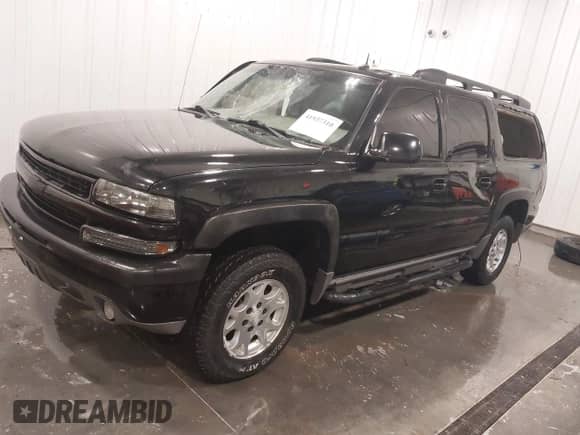 2003 Chevrolet Suburban Z71 с VIN 3GNFK16Z33G275630, выставлен на аукционе IAAI как лот 41937310 с пробегом 224 207 миль миль и . История ставок и продаж доступна на DreamBid. Изображение 20.