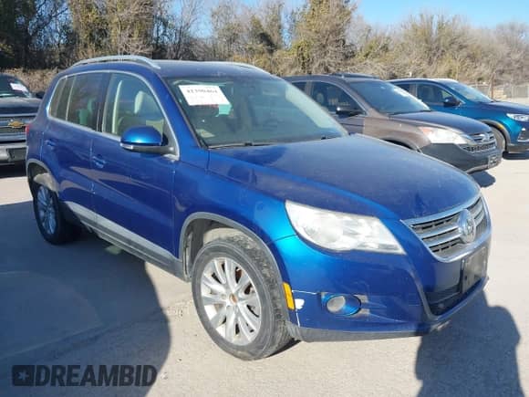 2009 Volkswagen Tiguan S with VIN WVGAV75N49W500610, listed as a IAAI auction lot 41390464 with 243,126 mi miles and . Bid and sale history available at DreamBid. Image 1.