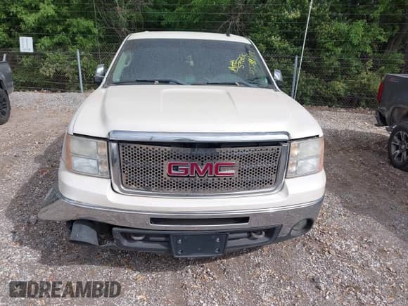 2011 GMC Sierra 1500 SLT с VIN 3GTP2WE39BG220217, выставлен на аукционе IAAI как лот 42234448 с пробегом 278 962 миль миль и . История ставок и продаж доступна на DreamBid. Изображение 12.