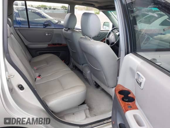 2005 Toyota Highlander с VIN JTEEP21A950125442, выставлен на аукционе IAAI как лот 43232361 с пробегом Не указан миль и . История ставок и продаж доступна на DreamBid. Изображение 8.