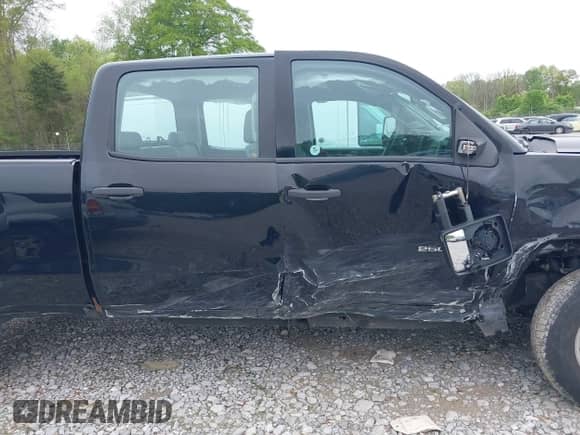 2016 Chevrolet Silverado 2500HD Work Truck с VIN 1GC1KUEG6GF193838, выставлен на аукционе IAAI как лот 41969110 с пробегом 72 392 миль миль и . История ставок и продаж доступна на DreamBid. Изображение 13.