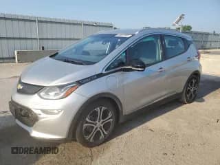 2017 Chevrolet Bolt EV Premier с VIN 1G1FX6S04H4155329, выставлен на аукционе Copart как лот 68087965 с пробегом 90 922 миль миль и Списание • Salvage title. История ставок и продаж доступна на DreamBid. Изображение 1.