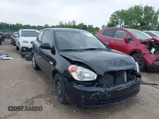 2010 Hyundai Accent GS с VIN KMHCM3AC3AU170502, выставлен на аукционе IAAI как лот 42528555 с пробегом 121 400 миль миль и . История ставок и продаж доступна на DreamBid. Изображение 1.