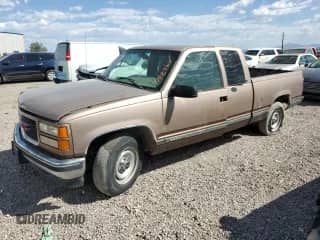 1996 GMC Sierra 1500 with VIN 2GTFC29R9T1506837, listed as a Copart auction lot 71829904 with Not provided miles and Non repairable. Bid and sale history available at DreamBid. Image 1.