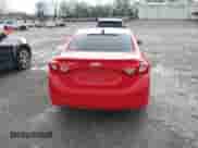 2019 Chevrolet Cruze z VIN 1G1BJ5SM6K7102909, wystawiony jako IAAI lot #41893967 z przebiegiem 53 633 mil mil oraz . Historia ofert i sprzedaży dostępna na DreamBid. Obrazek 16.