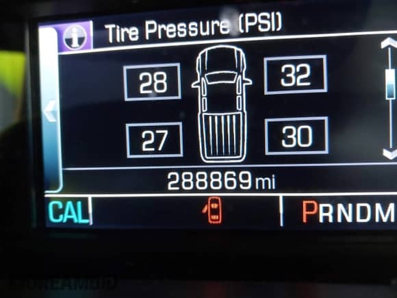 2015 Chevrolet Silverado 1500 LT with VIN 1GCVKREC9FZ326472, listed as a IAAI auction lot 43534025 with 288,869 mi miles and . Bid and sale history available at DreamBid. Image 15.