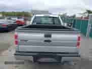 2010 Ford F-150 XL z VIN 1FTEX1EW0AFA35298, wystawiony jako IAAI lot #43429722 z przebiegiem 104 795 mil mil oraz . Historia ofert i sprzedaży dostępna na DreamBid. Obrazek 17.