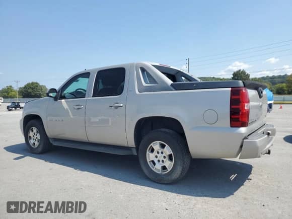 2009 Chevrolet Avalanche 2LT z VIN 3GNEC22049G232882, wystawiony jako Copart lot #80172875 z przebiegiem 135 190 mil mil oraz Czysty tytuł • Clean title. Historia ofert i sprzedaży dostępna na DreamBid. Obrazek 2.