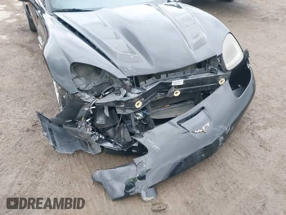 2006 Chevrolet Corvette Z06 с VIN 1G1YY26E865117534, выставлен на аукционе IAAI как лот 41425086 с пробегом 74 978 миль миль и . История ставок и продаж доступна на DreamBid. Изображение 6.