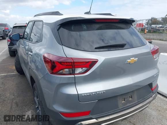 2023 Chevrolet TrailBlazer ACTIV с VIN KL79MVSL0PB158205, выставлен на аукционе IAAI как лот 42034958 с пробегом 8 464 миль миль и . История ставок и продаж доступна на DreamBid. Изображение 3.
