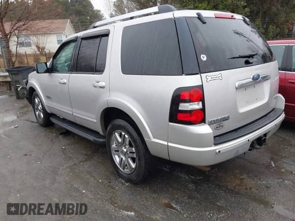 2006 Ford Explorer Limited with VIN 1FMEU75E06UA78072, listed as a IAAI auction lot 41565453 with 196,902 mi miles and . Bid and sale history available at DreamBid. Image 3.