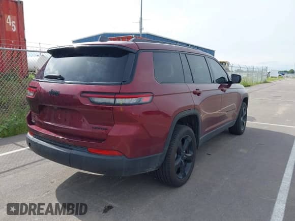 2024 Jeep Grand Cherokee Limited with VIN 1C4RJKBG5R8528707, listed as a IAAI auction lot 42522839 with 8,930 mi miles and . Bid and sale history available at DreamBid. Image 4.