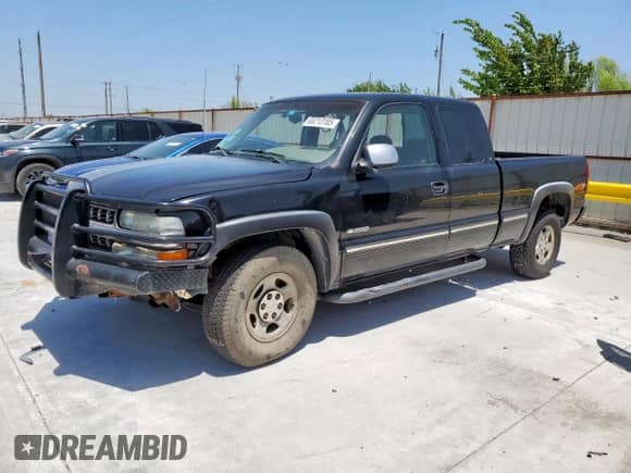 2000 Chevrolet Silverado 1500 LS with VIN 1GCEK19T0YE219025, listed as a Copart auction lot 65213185 with 187,366 mi miles and Clean title. Bid and sale history available at DreamBid. Image 1.