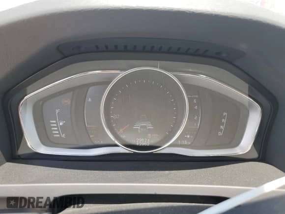 2018 Volvo S60 Inscription Platinum z VIN LYV402TM9JB170194, wystawiony jako Copart lot #60866295 z przebiegiem 42 962 mil mil oraz Szkoda całkowita • Salvage title. Historia ofert i sprzedaży dostępna na DreamBid. Obrazek 9.