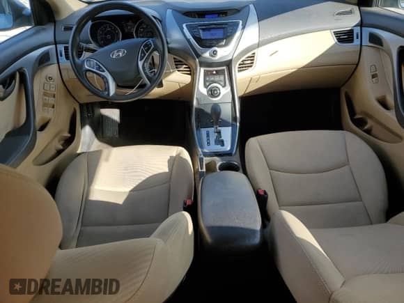2011 Hyundai Elantra GLS с VIN KMHDH4AE9BU110872, выставлен на аукционе Copart как лот 82961984 с пробегом 140 670 миль миль и Списание • Salvage title. История ставок и продаж доступна на DreamBid. Изображение 8.