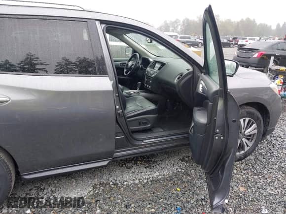 2019 Nissan Pathfinder SL with VIN 5N1DR2MN4KC615365, listed as a IAAI auction lot 42874690 with 99,283 mi miles and . Bid and sale history available at DreamBid. Image 5.