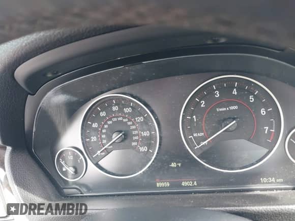 2015 BMW 4 Series 435i xDrive z VIN WBA4B3C55FGV48934, wystawiony jako IAAI lot #42098843 z przebiegiem 89 959 mil mil oraz . Historia ofert i sprzedaży dostępna na DreamBid. Obrazek 7.