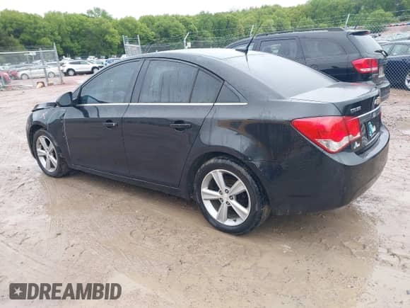 2014 Chevrolet Cruze 2LT с VIN 1G1PE5SB2E7298263, выставлен на аукционе IAAI как лот 42292900 с пробегом 141 510 миль миль и . История ставок и продаж доступна на DreamBid. Изображение 3.