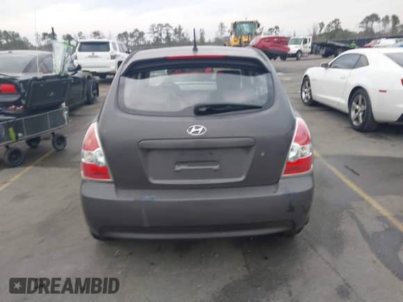 2010 Hyundai Accent Blue z VIN KMHCM3AC1AU158686, wystawiony jako IAAI lot #41466819 z przebiegiem 142 241 mil mil oraz . Historia ofert i sprzedaży dostępna na DreamBid. Obrazek 16.