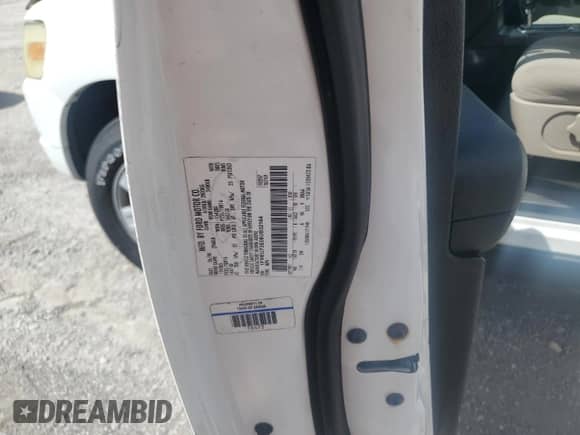 2008 Ford Explorer XLT с VIN 1FMEU73E08UB32184, выставлен на аукционе Copart как лот 82005495 с пробегом 144 561 миль миль и Чистый • Clean title. История ставок и продаж доступна на DreamBid. Изображение 12.