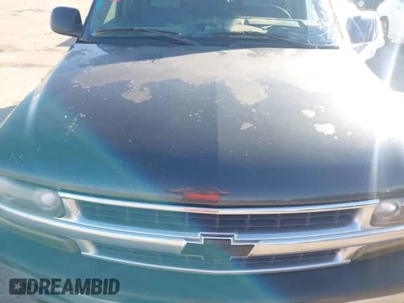 2004 Chevrolet Suburban LS with VIN 3GNEC16Z94G255974, listed as a IAAI auction lot 41439287 with Not provided miles and . Bid and sale history available at DreamBid. Image 6.