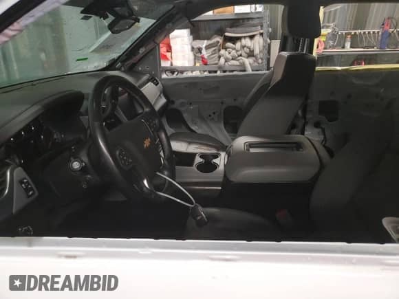 2020 Chevrolet Suburban LT с VIN 1GNSKHKC2LR193171, выставлен на аукционе Copart как лот 69552035 с пробегом 67 844 миль миль и Списание • Salvage title. История ставок и продаж доступна на DreamBid. Изображение 7.
