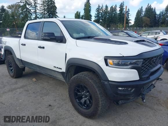 2025 Ram 1500 RHO с VIN 1C6SRFUP4SN621540, выставлен на аукционе IAAI как лот 43355998 с пробегом 20 436 миль миль и . История ставок и продаж доступна на DreamBid. Изображение 1.