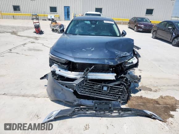 2025 Honda Accord Touring с VIN 1HGCY2F88SA058595, выставлен на аукционе Copart как лот 68014515 с пробегом 1 464 миль миль и Списание • Salvage title. История ставок и продаж доступна на DreamBid. Изображение 5.