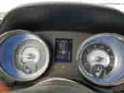 2012 Chrysler 300 Limited z VIN 2C3CCACG7CH279681, wystawiony jako Copart lot #83852145 z przebiegiem 105 752 mil mil oraz Szkoda całkowita • Salvage title. Historia ofert i sprzedaży dostępna na DreamBid. Obrazek 9.