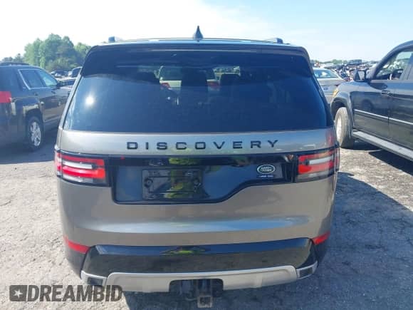 2017 Land Rover Discovery HSE Luxury with VIN SALRHBBV1HA023094, listed as a IAAI auction lot 42249130 with 114,601 mi miles and . Bid and sale history available at DreamBid. Image 16.