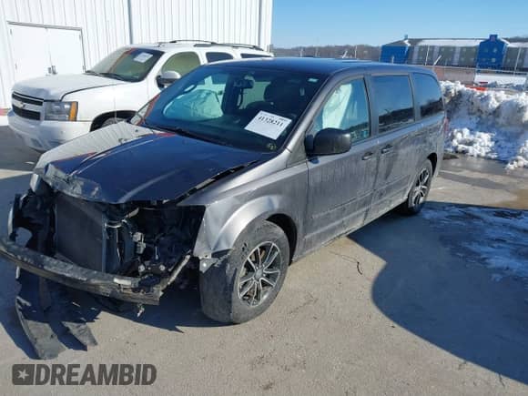 2017 Dodge Grand Caravan SE Plus with VIN 2C4RDGBG4HR606580, listed as a IAAI auction lot 41328211 with 121,850 mi miles and . Bid and sale history available at DreamBid. Image 2.