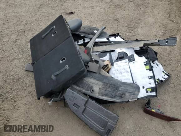 2024 Hyundai Santa Fe Calligraphy z VIN 5NMP5DGL3RH026175, wystawiony jako Copart lot #75323574 z przebiegiem 4 660 mil mil oraz Szkoda całkowita • Salvage title. Historia ofert i sprzedaży dostępna na DreamBid. Obrazek 13.