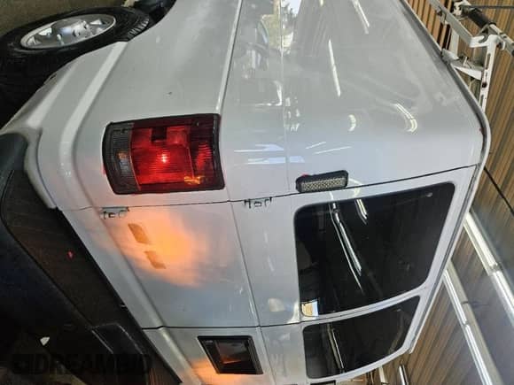 2012 Ford Econoline Cargo Recreational with VIN 1FTNE2EL6CDB36264, listed as a IAAI auction lot 43607093 with 141,640 mi miles and . Bid and sale history available at DreamBid. Image 5.