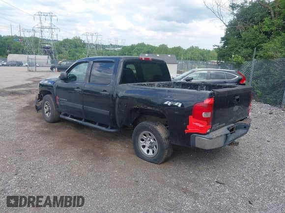 2007 Chevrolet Silverado 1500 LS с VIN 2GCEK13C271652287, выставлен на аукционе IAAI как лот 42392765 с пробегом 203 899 миль миль и . История ставок и продаж доступна на DreamBid. Изображение 3.